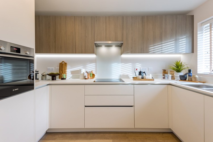 Ingatestone Grove Foxglove Kitchen (2)