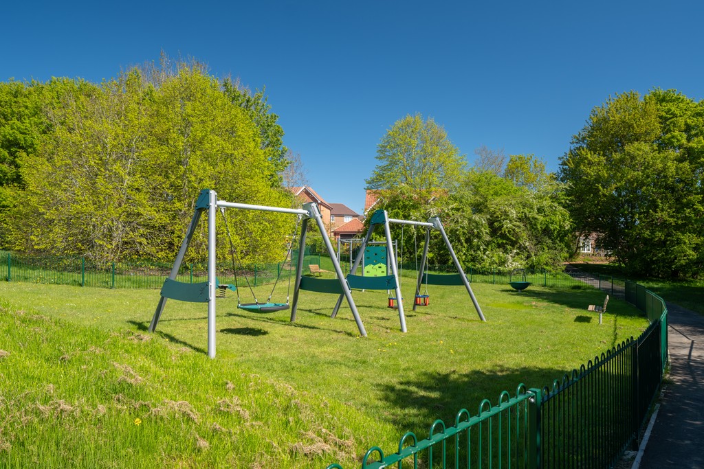 Knights Grove Newbury Play Area