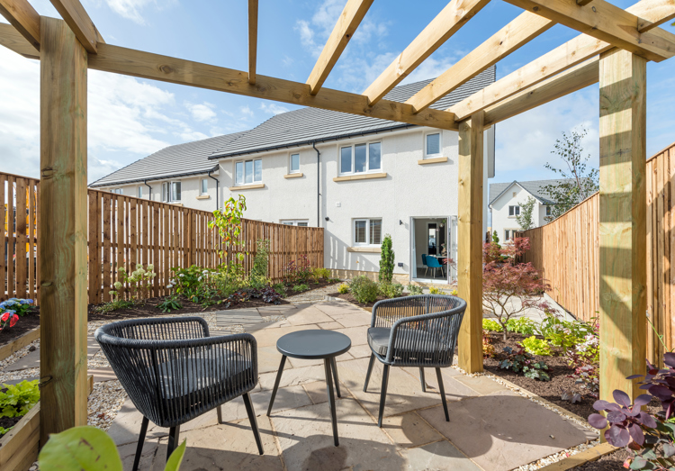 Vb2290857 20230829 Cala Homes West Craigs The Allan Exterior Garden 003