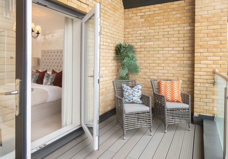3 bedroom houses for sale Crowthorne