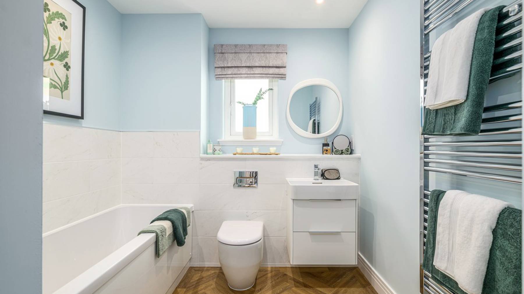 5 bedroom showhome | family bathroom with separate bath and eye-catching tiling