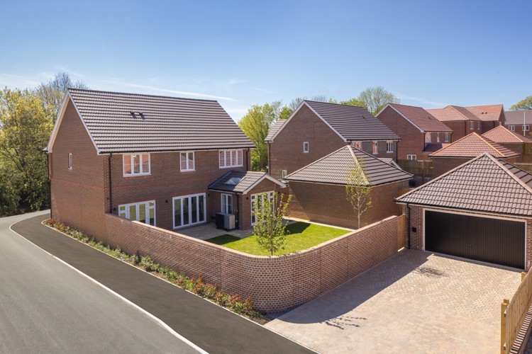 5 bedroom homes for sale newbury