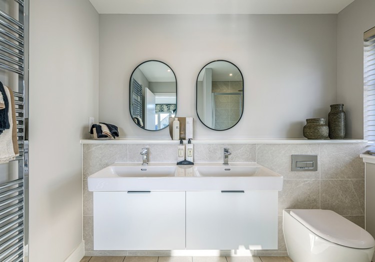 The Orpine Custom 2, Samuel Gardens En Suite