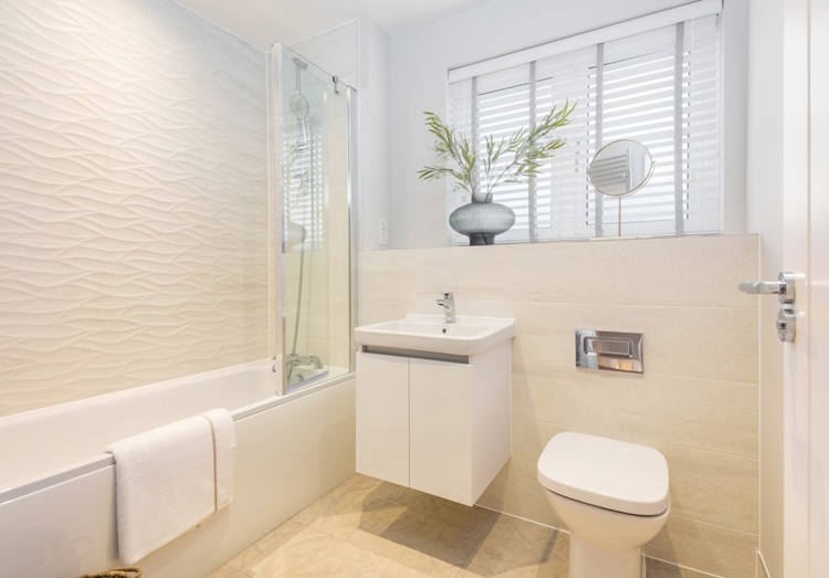 Houses for sale in Finchampstead, Wokingham