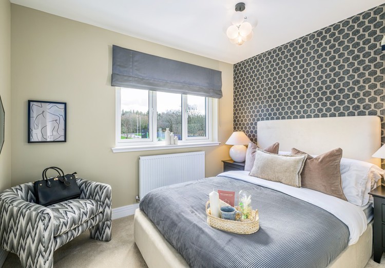 5 bedroom showhome | bedroom with fitted wardrobes and soft neutral décor