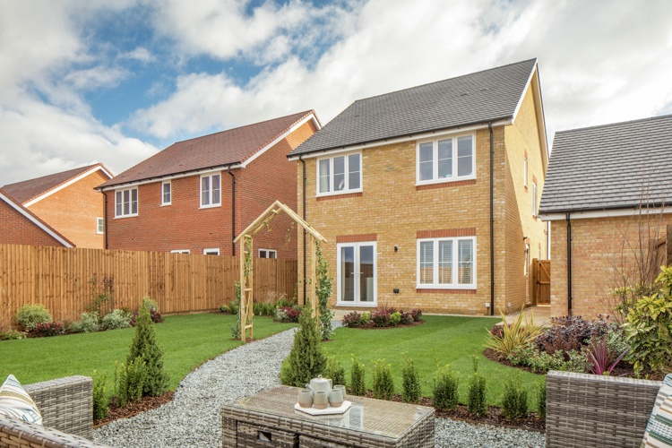 Vb1923492 8561 31 Plot2 Ufford Chase Great Bentley Rear Garden