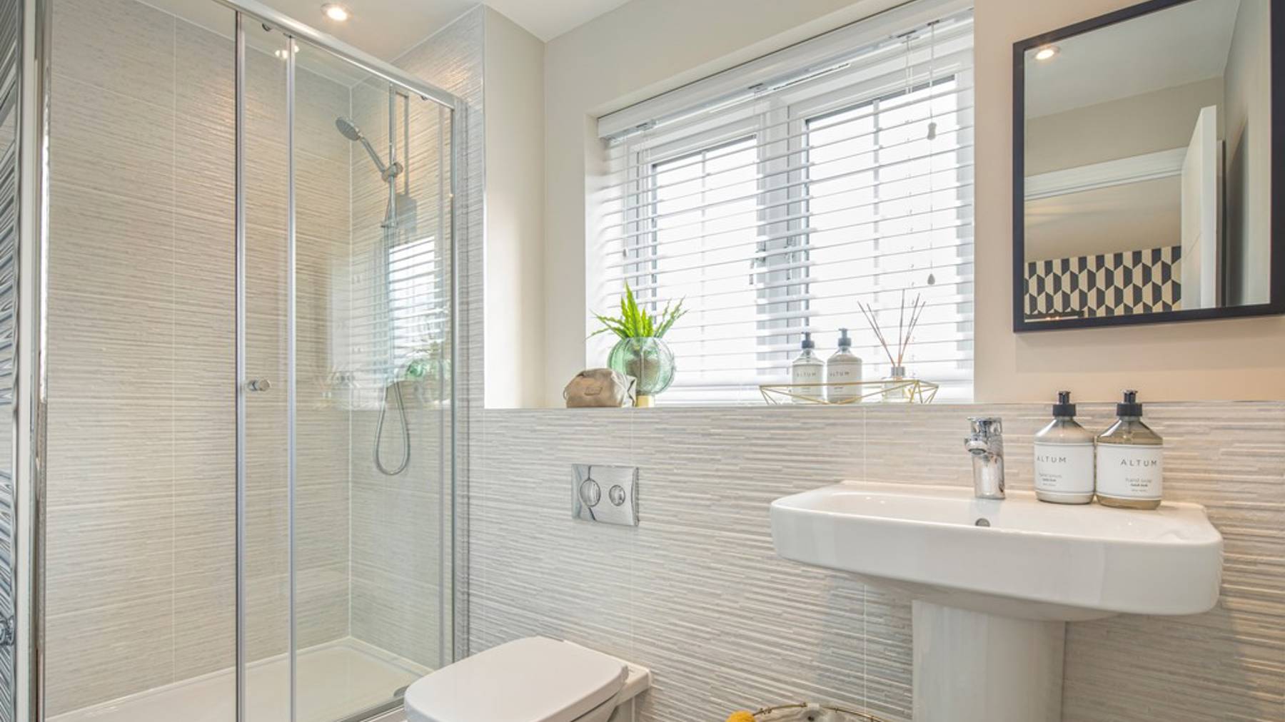 Netherhall Gardens The Ripton Bedroom1 Ensuite