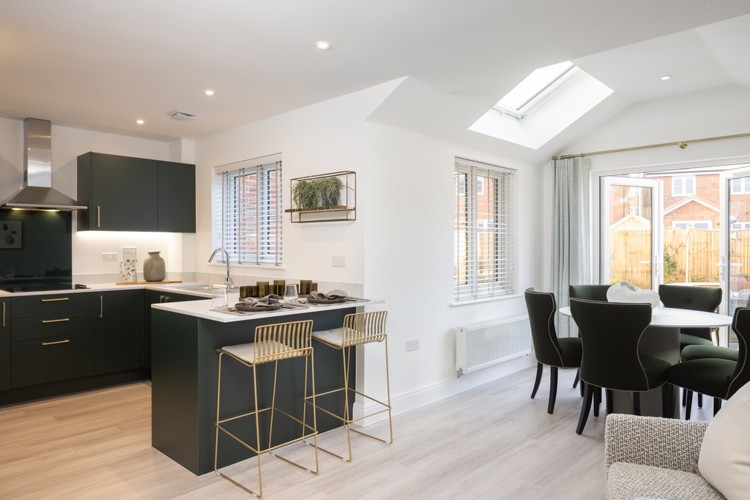 The Orpine Custom 2, Samuel Gardens Kitchen Dining