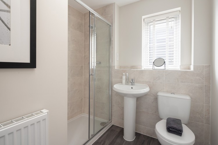 Cala at Hampton Lakes: The Hulsfield - bedroom 1, en suite