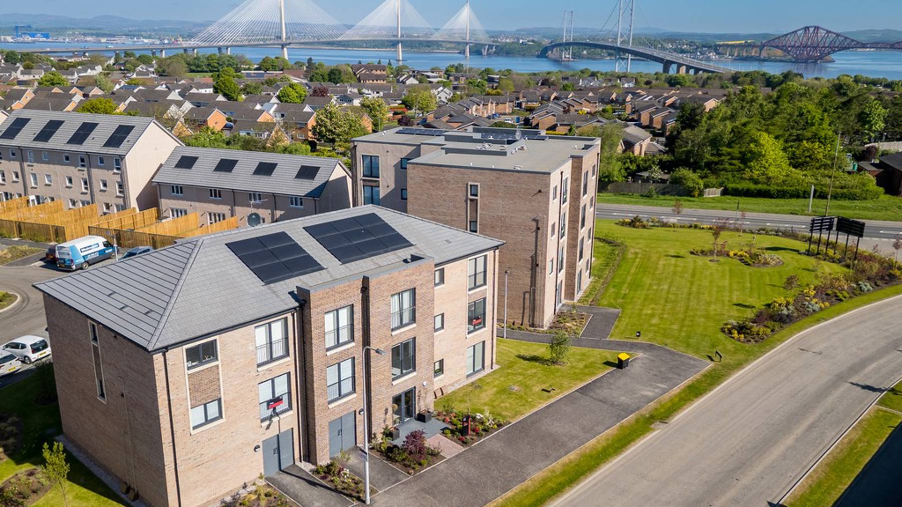 Rosebery Wynd - drone street scene.  Apartments and houses for sale in South Queensferry.