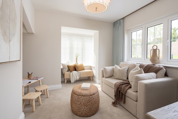 Twinberry livingroom, 4 Bedroom House For Sale Potters Bar 