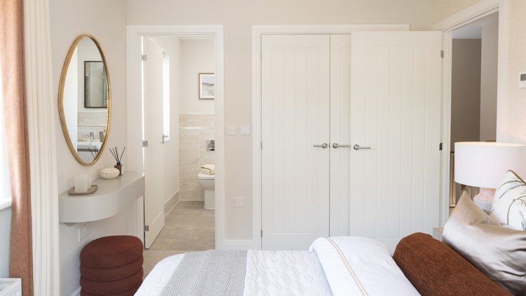 Bedroom of house for sale in Winchester, Hampshire