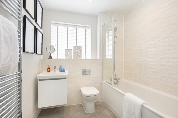 4 bedroom home for sale in Deepcut