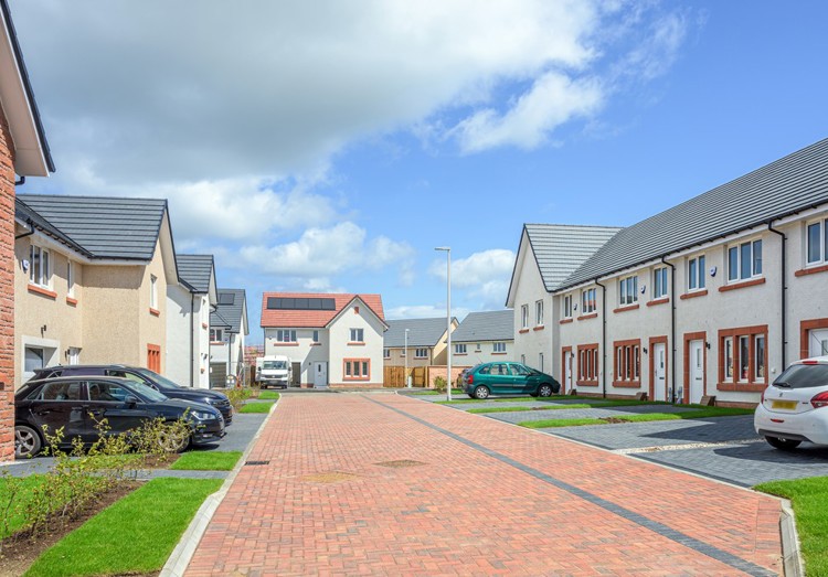 Cala Homes | Millgate Lawns Street Scene | 3 -5 bedroom homes in Winchburgh