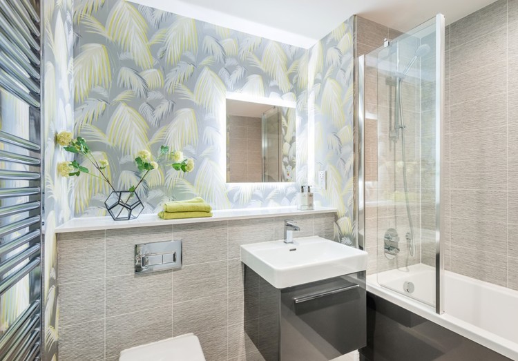 The Duffy | Family Bathroom