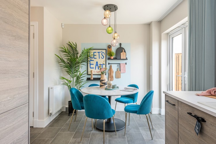 3 bedroom showhome | High spec kitchen 