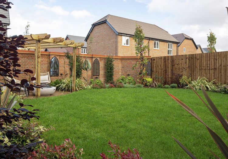 Vb2093912 8864 045 Plots175 176 CALA At Mowbray Horsham CALA SHC Rear Gardens
