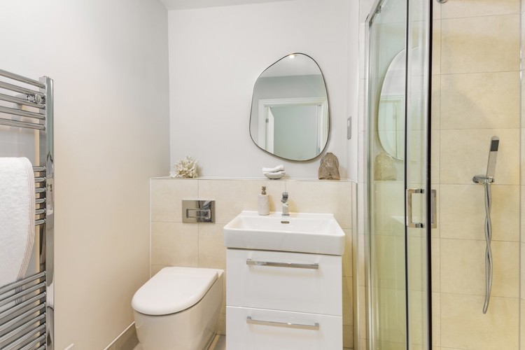 2 Bedroom Apartment (9)
