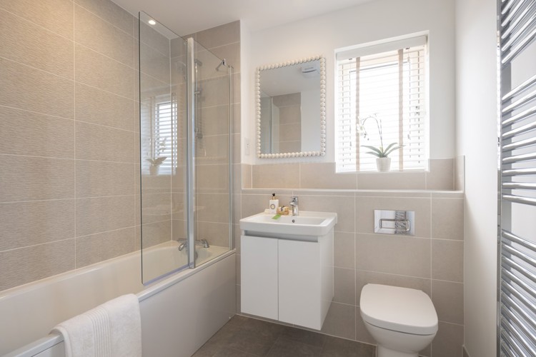 Houses for sale in Crowthorne