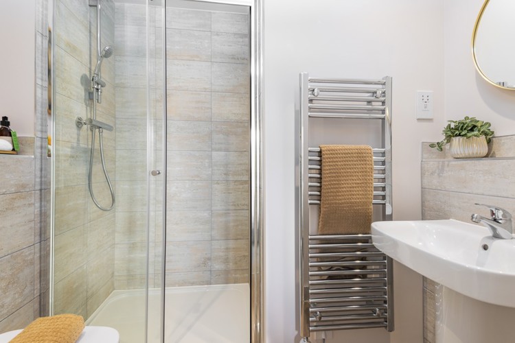 Ingatestone Grove Foxglove Ensuite