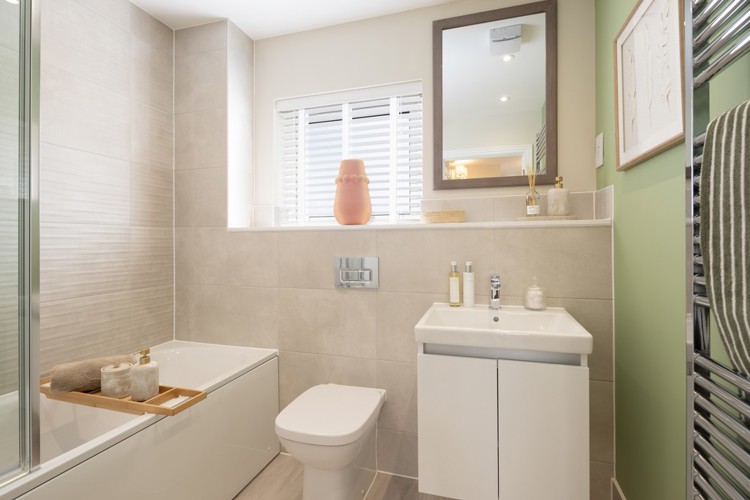 Tulipwood house type bathroom, 4 bedroom house for sale in Bicester
