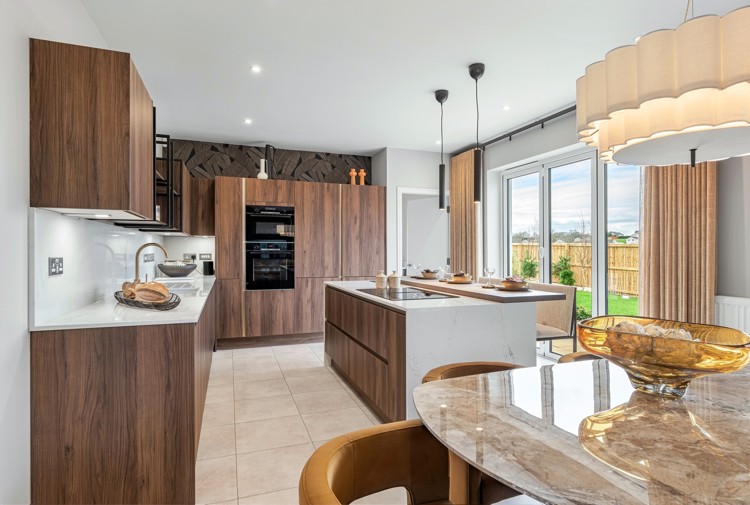 Vb5653196 20260227 Cala Homes Lathallan Grange Logan Kitchen Family Dining 004 3200X2154