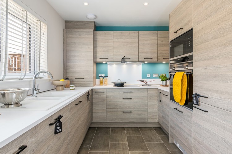 3 bedroom showhome | High spec kitchen 