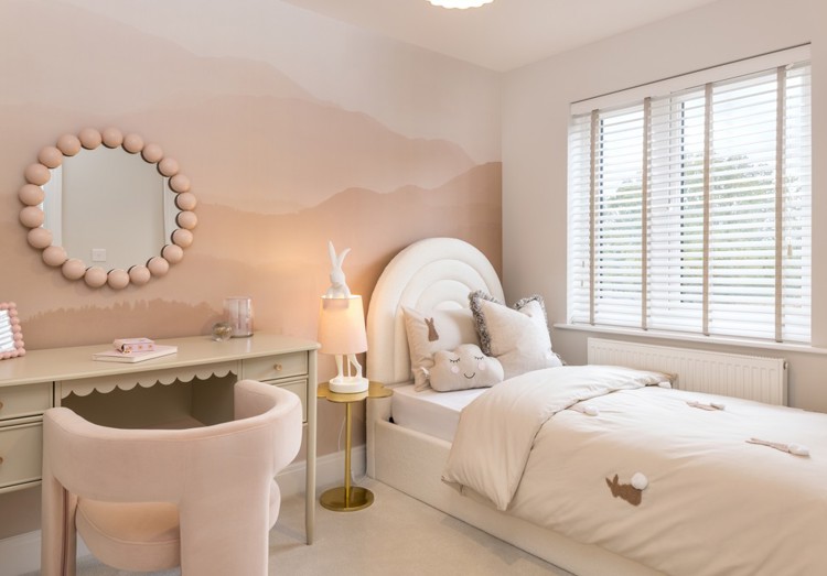 The Orpine Custom 3, Samuel Gardens Bedroom