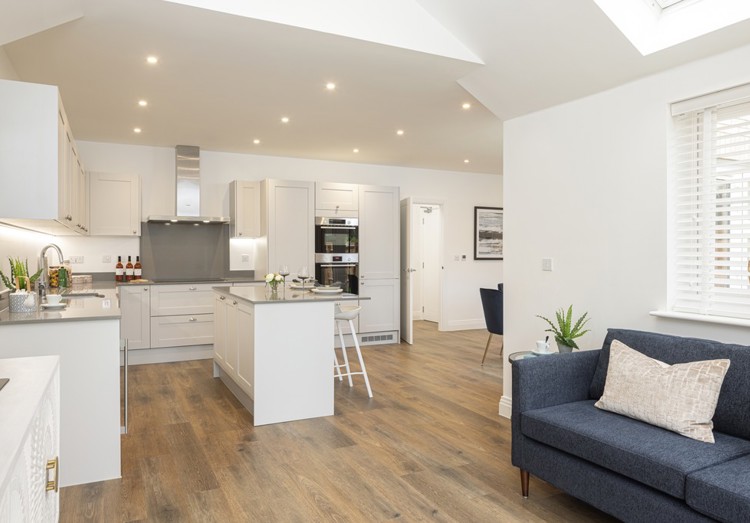 The Whitebeam, Samuel Gardens, Kitchen Dining Room