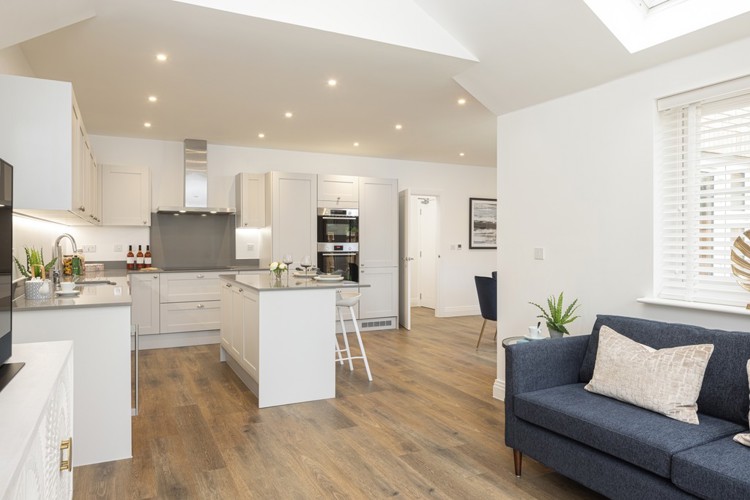 The Whitebeam, Samuel Gardens, Kitchen Dining Room