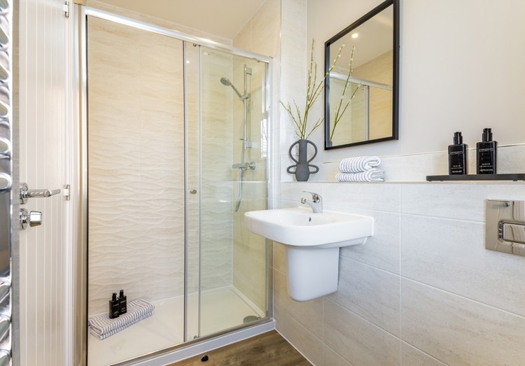 The Tulipwood Bedroom1 Ensuite Ingatestone Grove
