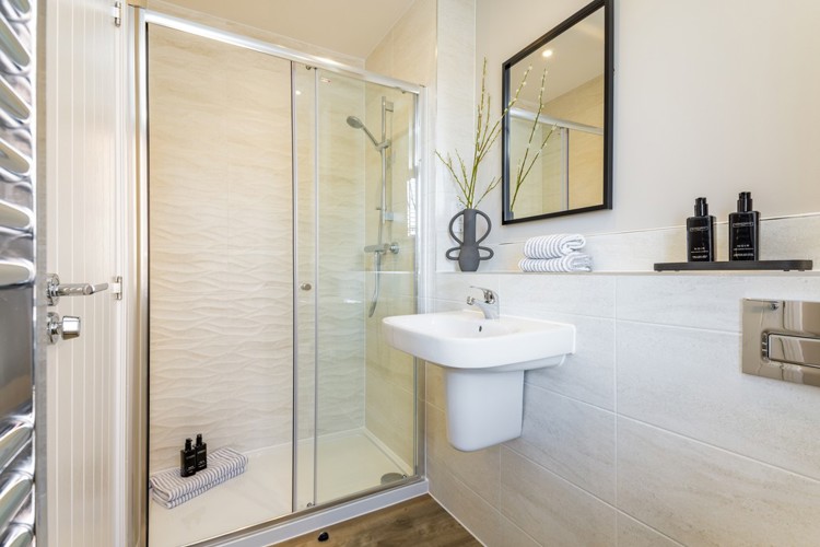 The Tulipwood Bedroom1 Ensuite Ingatestone Grove