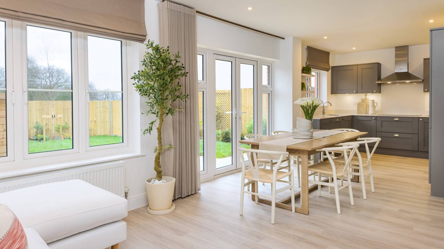 4 bed home kitchen in the poplar at The Oaks Wivelsfield