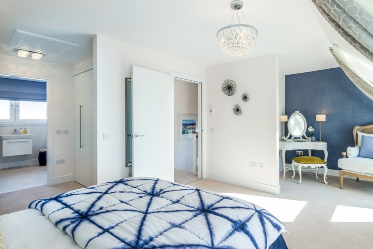The Duffy | Principle Bedroom (1)