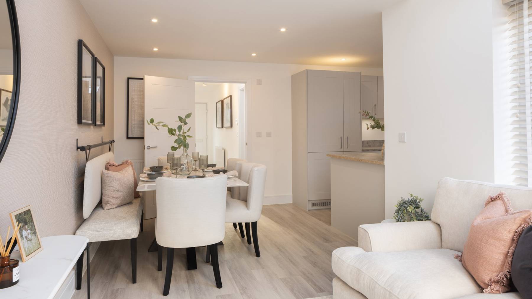 The Fir at Worting Park. Houses for sale in Basingstoke