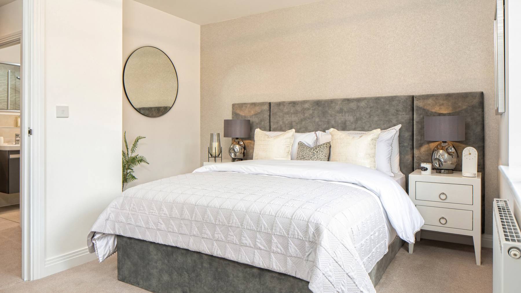 Bedroom of house for sale in Winchester, Hampshire