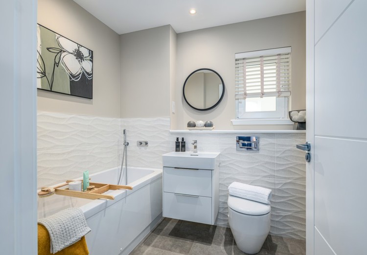 5 bedroom showhome | luxurious family bathroom with bath and shower