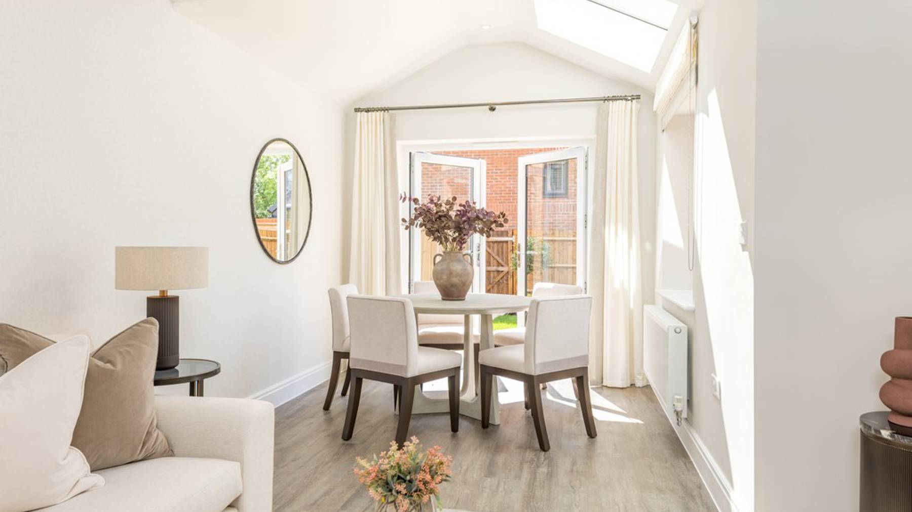 The Foxglove At Samuel Gardens Family, Dining Room