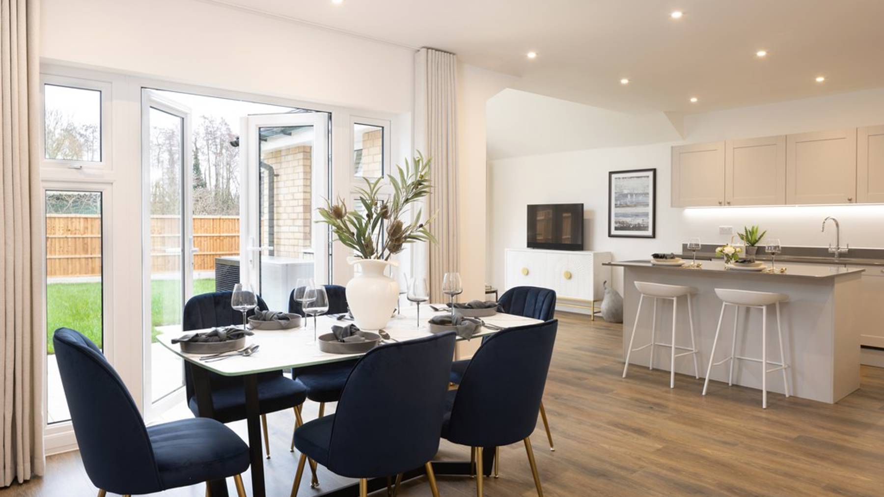 The Whitebeam, Samuel Gardens, Kitchen Dining Room