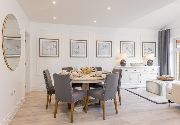 Houses for sale in Crowthorne