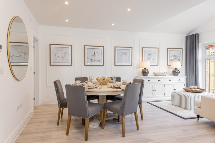 Houses for sale in Crowthorne