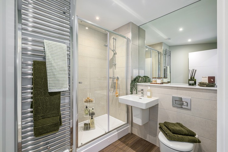 Vb5698804 20260519 Cala Homes The Foundry Type 2W Show Apartment Bedroom 1 Ensuite 001 1600X1067 (1)