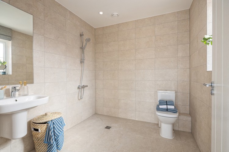 Adaptability for a wetroom