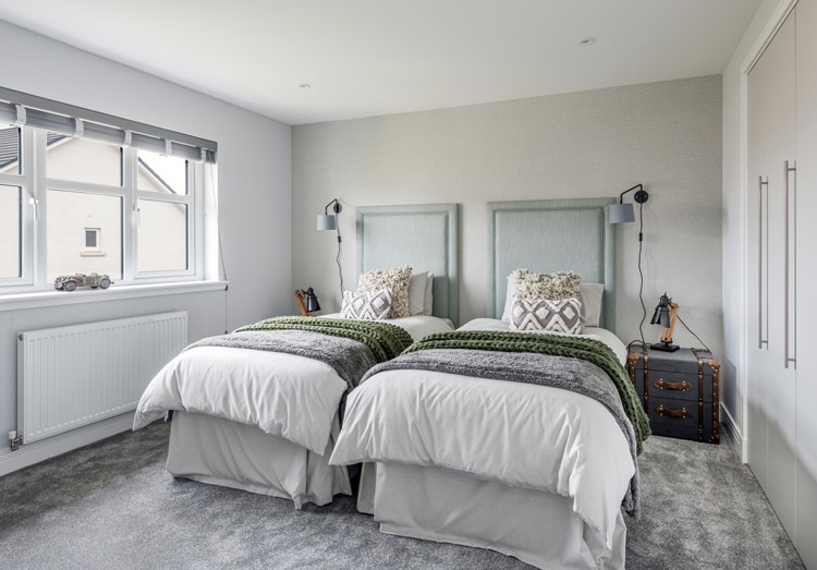5 bedroom home for sale | generous bedroom with fitted wardrobes included as standard