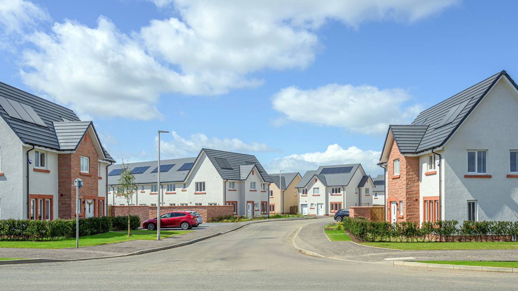 Cala Homes | Millgate Lawns Street Scene | 3 -5 bedroom homes in Winchburgh