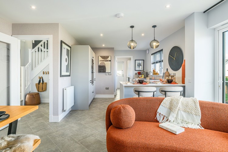 Bryce Kitchen and family dining area with breakfast bar