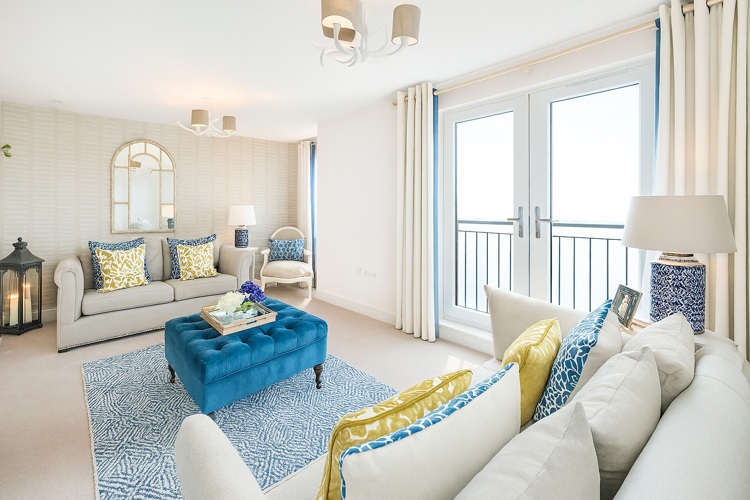 The Duffy Lounge At Belwood Oaks