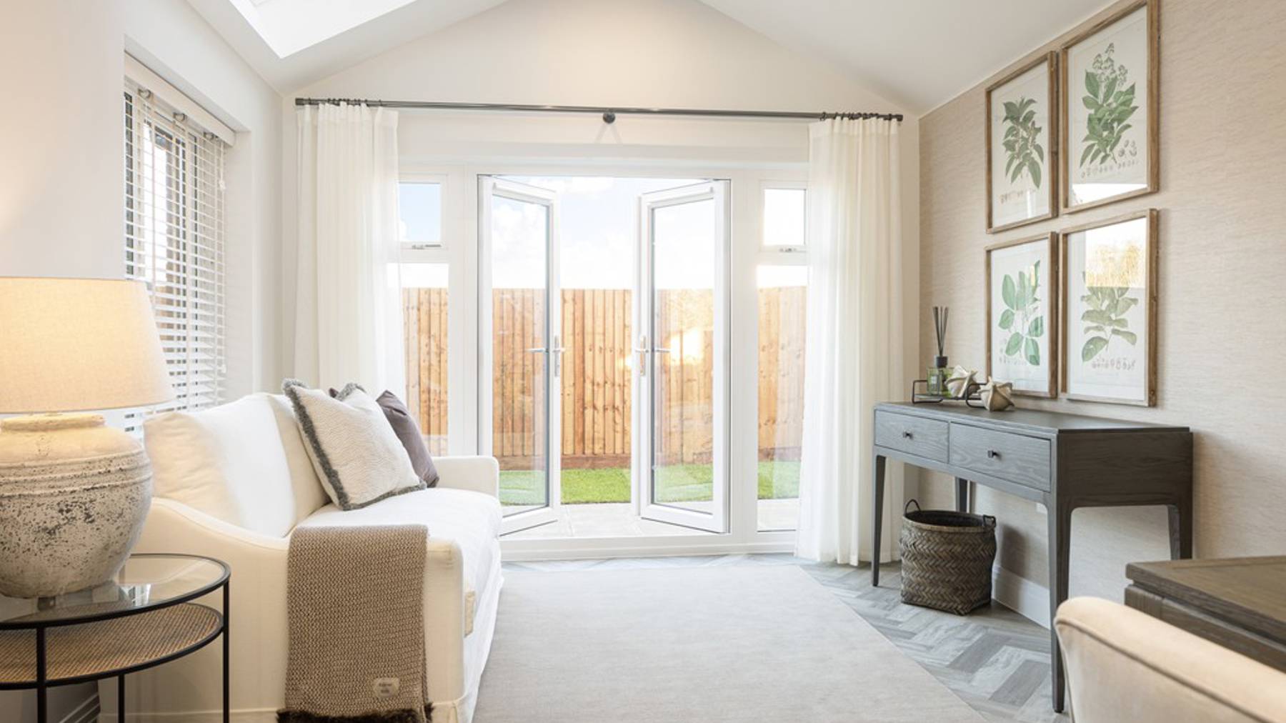 The laurel family room