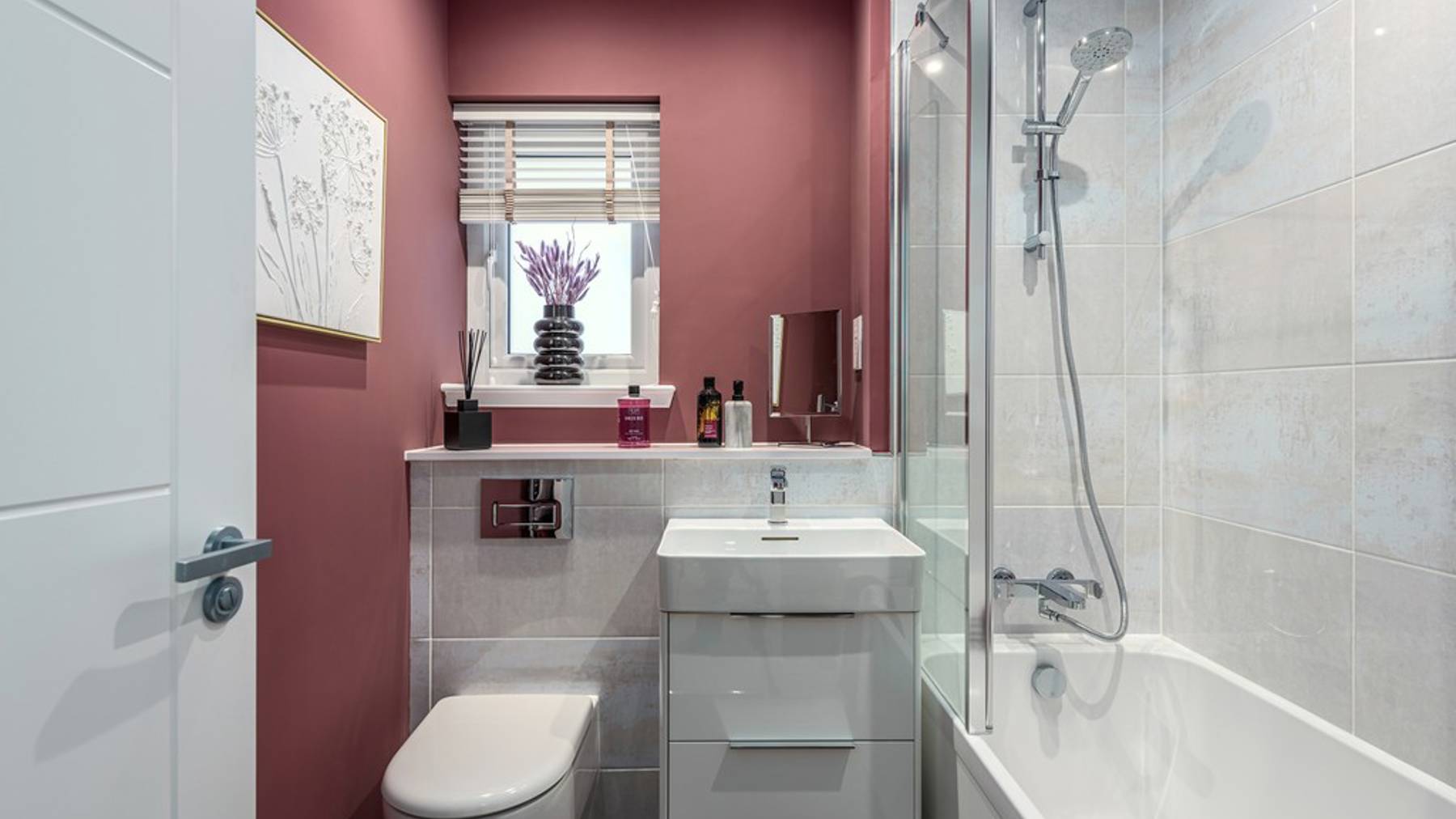 4 bedroom showhome | luxurious family bathroom with bath and shower