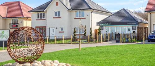 Vb5425291 20250331 Cala Homes Longbanks Green Elliot Exterior 001 1024X683